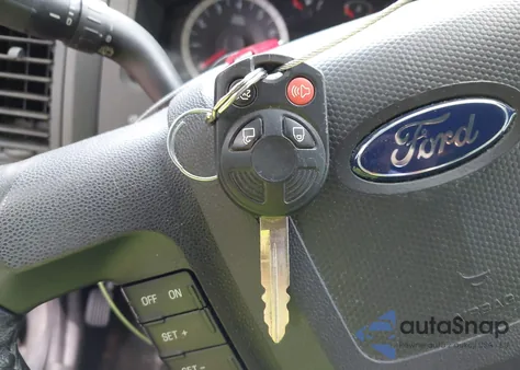 2012 Ford Escape Xlt z USA, uszkodzony, nr VIN 1FMCU9DG9CKC73956